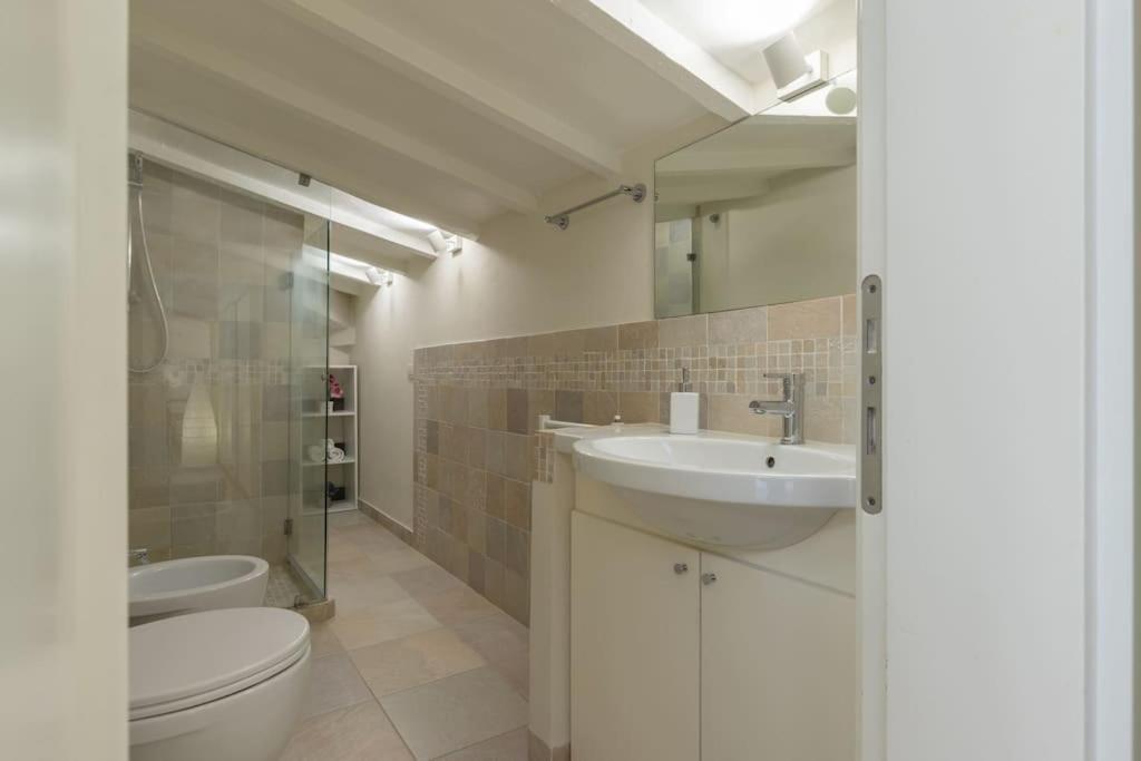 Ammirato Duplex In Флоренция Экстерьер фото