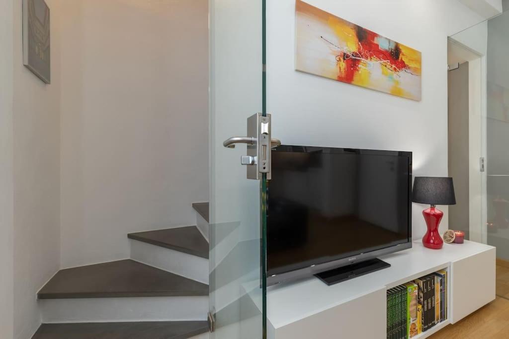 Ammirato Duplex In Флоренция Экстерьер фото